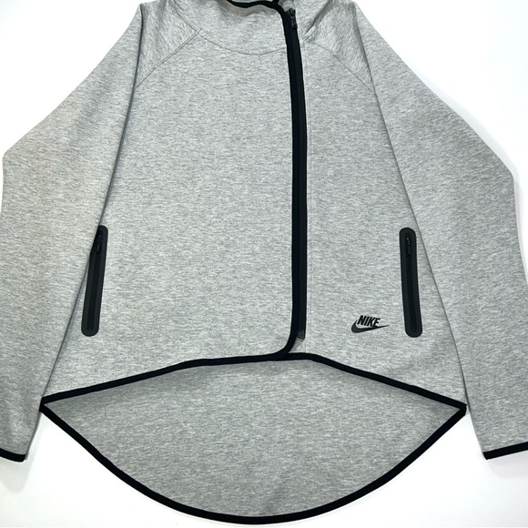 Nike Sportswear Tech Fleece OG size Medium Women’s - Picture 7 of 14